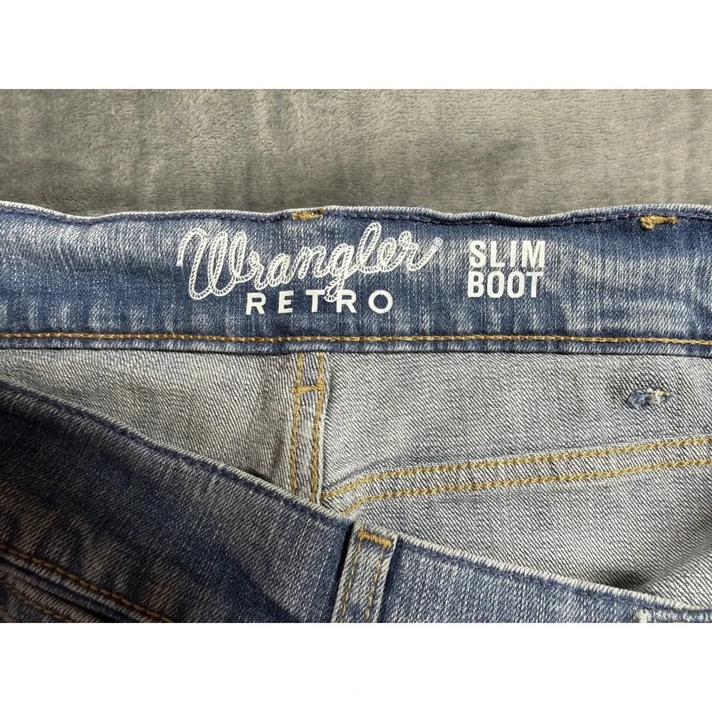 Wrangler Retro Slim Boot Jeans 33x32 Western Cowboy Light Wash
